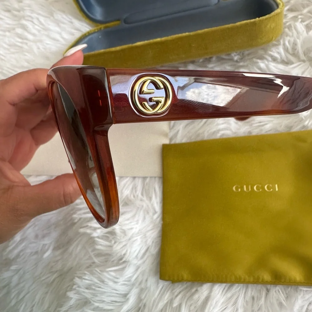 EUC GUCCI SUNGLASSES